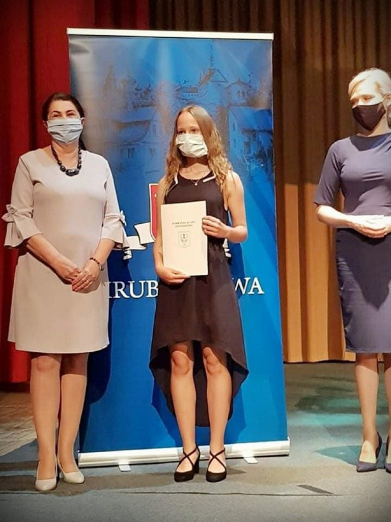 Uczniowie Staszica ze stypendiami Burmistrza Miasta