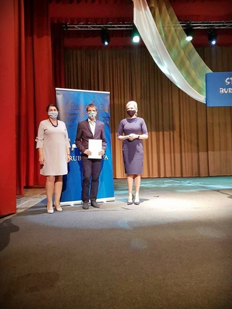 Uczniowie Staszica ze stypendiami Burmistrza Miasta
