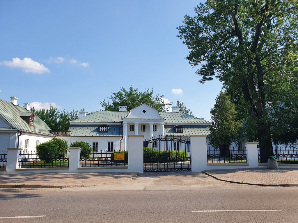 Nowe ogrodzenie hrubieszowskiego Muzeum