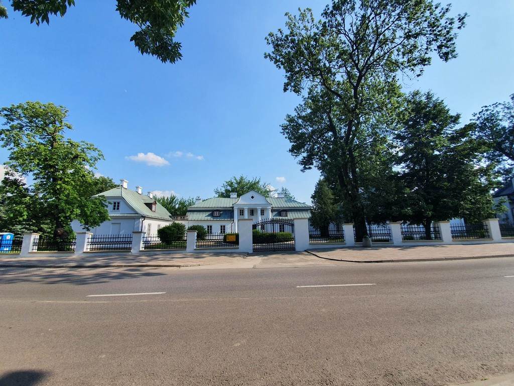 Nowe ogrodzenie hrubieszowskiego Muzeum
