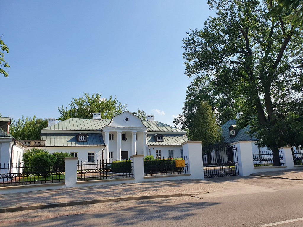 Nowe ogrodzenie hrubieszowskiego Muzeum