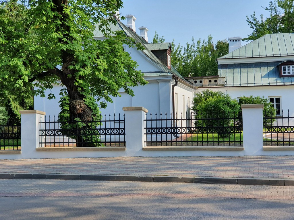 Nowe ogrodzenie hrubieszowskiego Muzeum