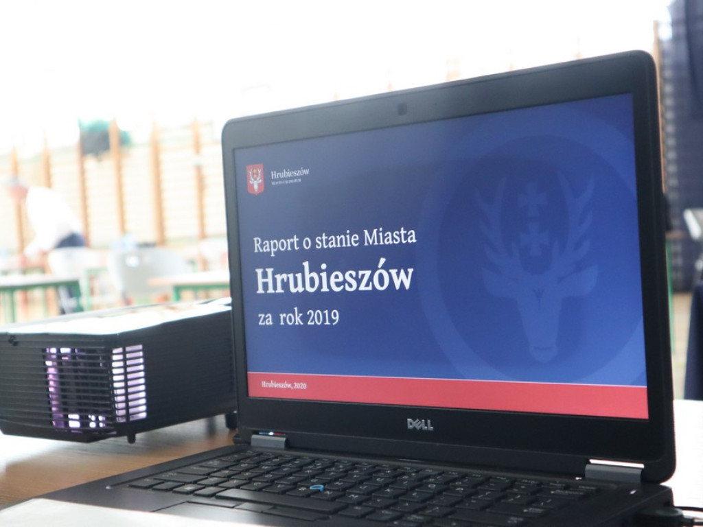 Hrubieszów: Burmistrz z wotum zaufania i absolutorium za 2019 rok