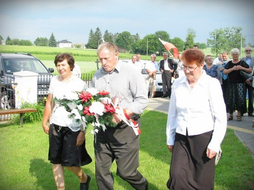 Gmina Trzeszczany: Uroczystości patriotyczne w Ostrówku