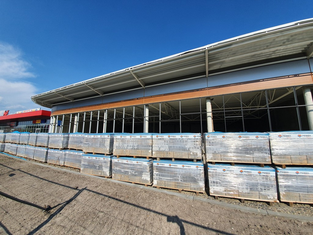 Hrubieszów: Rozbudowa centrum handlowego na Kolejowej