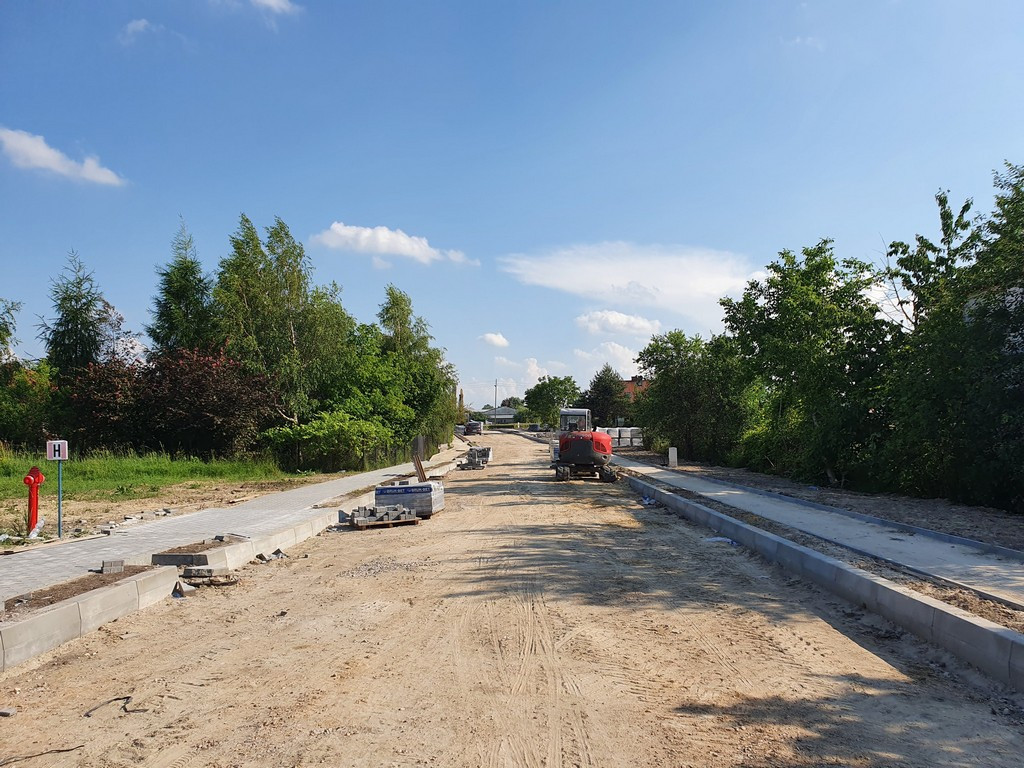 Hrubieszów: Prace przy budowie Storczykowej, Konwaliowej i Tulipanowej