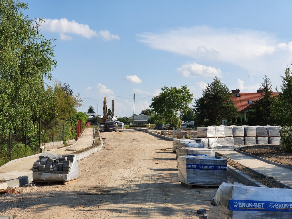 Hrubieszów: Prace przy budowie Storczykowej, Konwaliowej i Tulipanowej