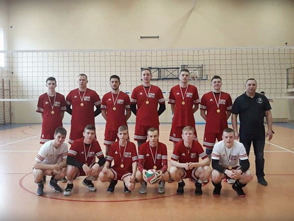 Sypnęło sukcesami uczniów Staszica