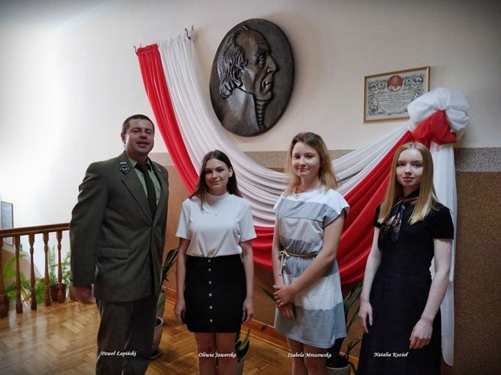 Sypnęło sukcesami uczniów Staszica