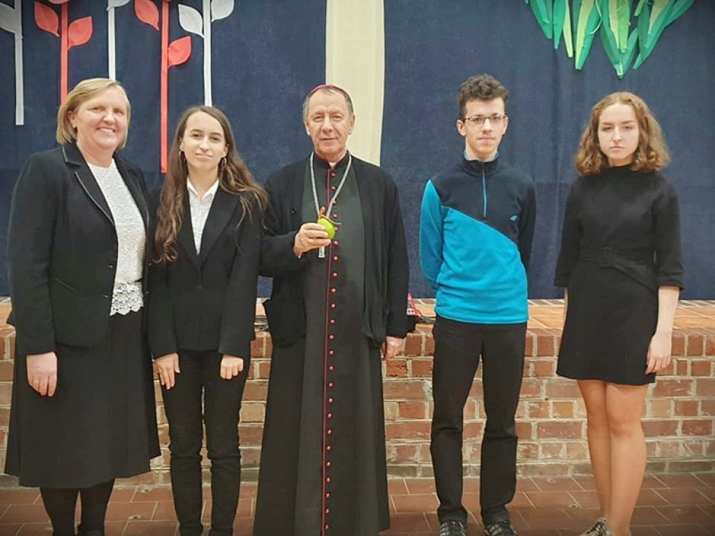 Sypnęło sukcesami uczniów Staszica