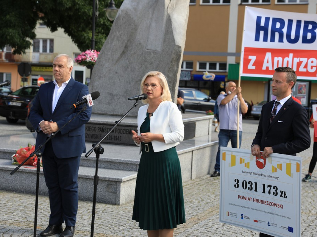 Jacek Sasin w Hrubieszowie. Polityczny konflikt w PiS - komentarze radnych