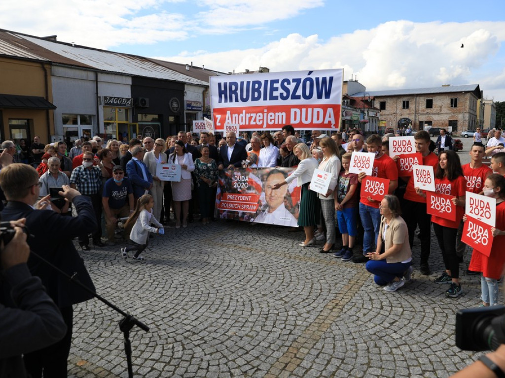 Jacek Sasin w Hrubieszowie. Polityczny konflikt w PiS - komentarze radnych