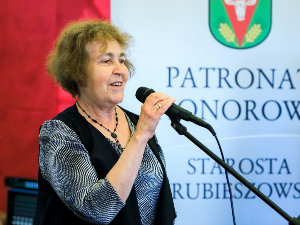 Wtopieni w historię dworu w Moroczynie