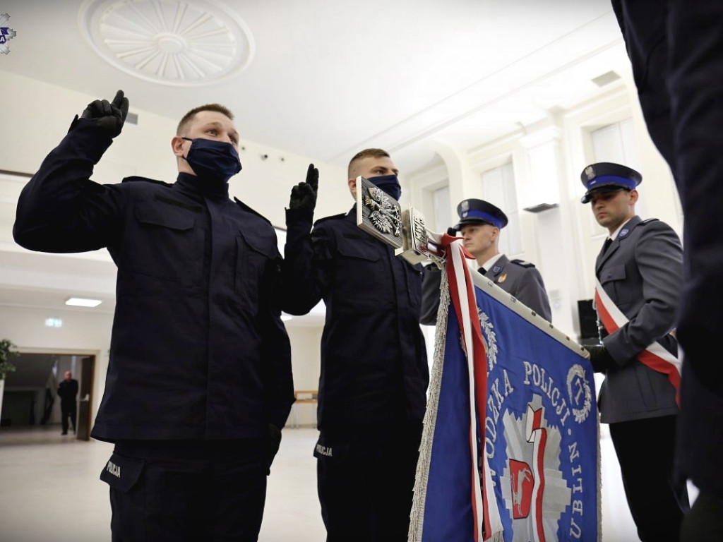 Ślubowanie nowych policjantów