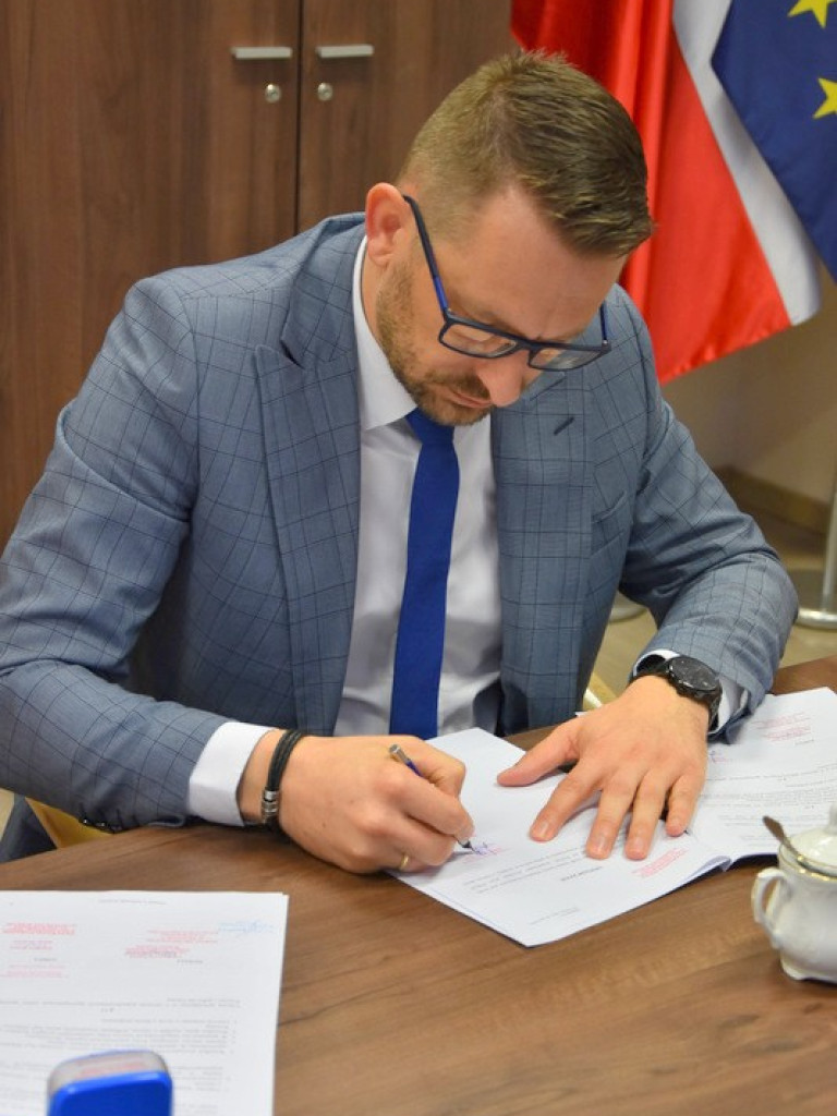Hrubieszów: Umowy podpisane
