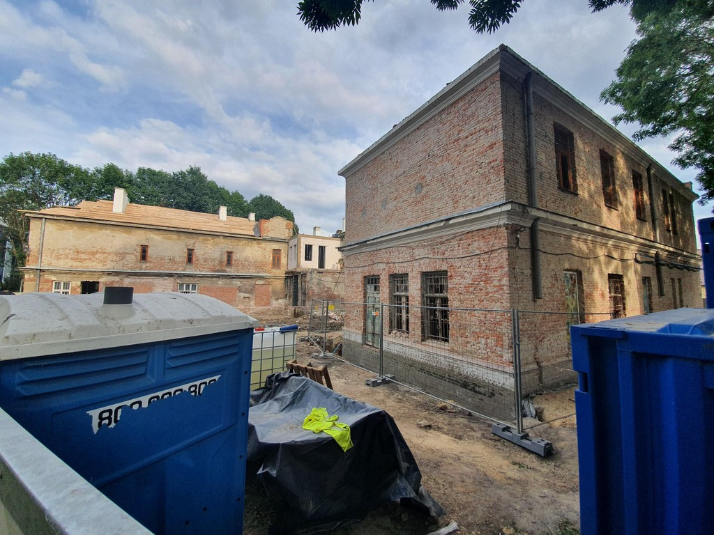 Hrubieszów: Trwa remont budynku Syndykatu Rolniczego