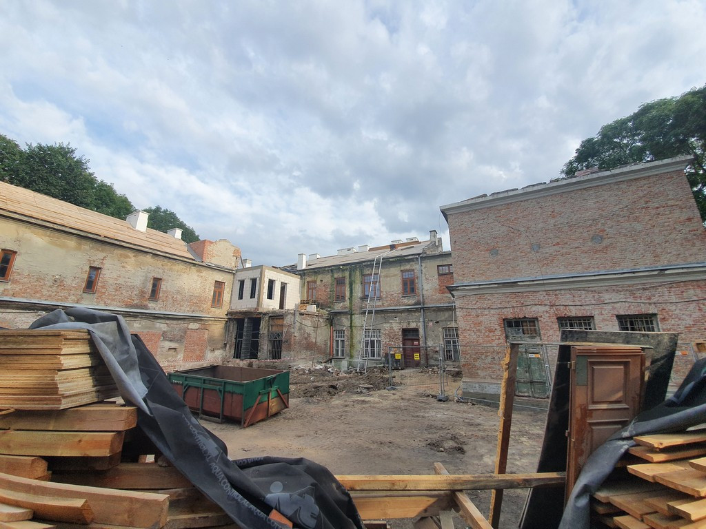 Hrubieszów: Trwa remont budynku Syndykatu Rolniczego