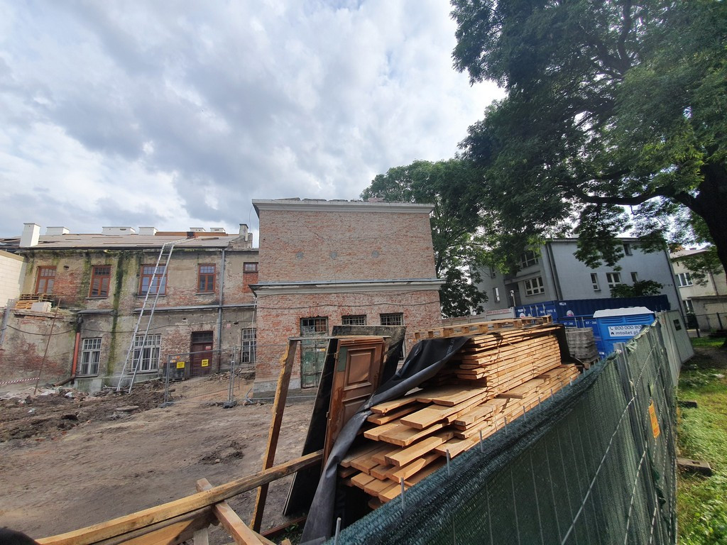 Hrubieszów: Trwa remont budynku Syndykatu Rolniczego