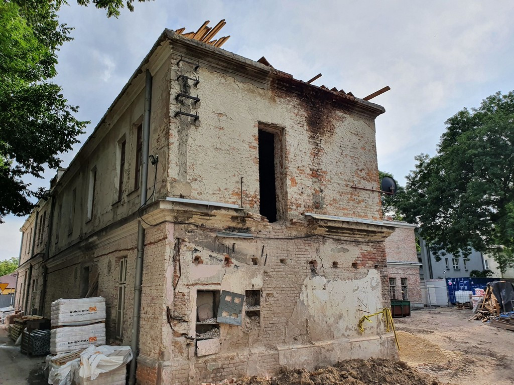 Hrubieszów: Trwa remont budynku Syndykatu Rolniczego