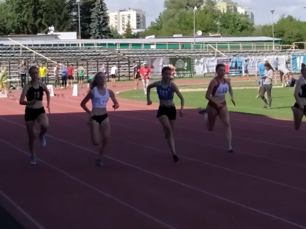 Lekkoatleci Unii rywalizowali w Zamościu - Pech Karoliny Gajewskiej