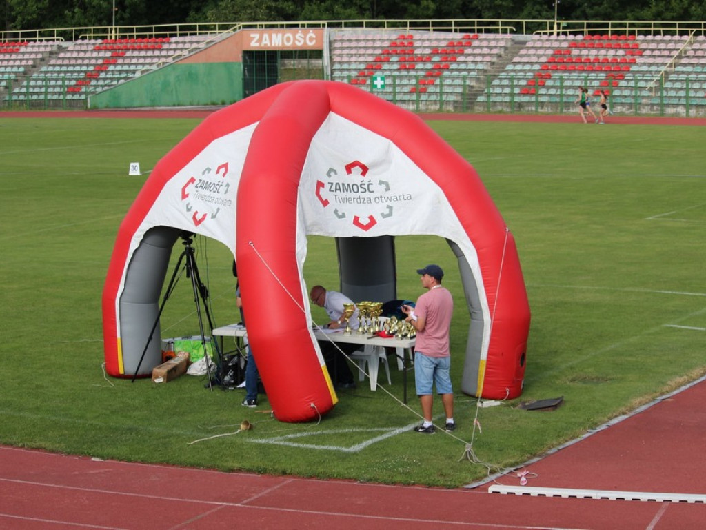 Lekkoatleci Unii rywalizowali w Zamościu - Pech Karoliny Gajewskiej