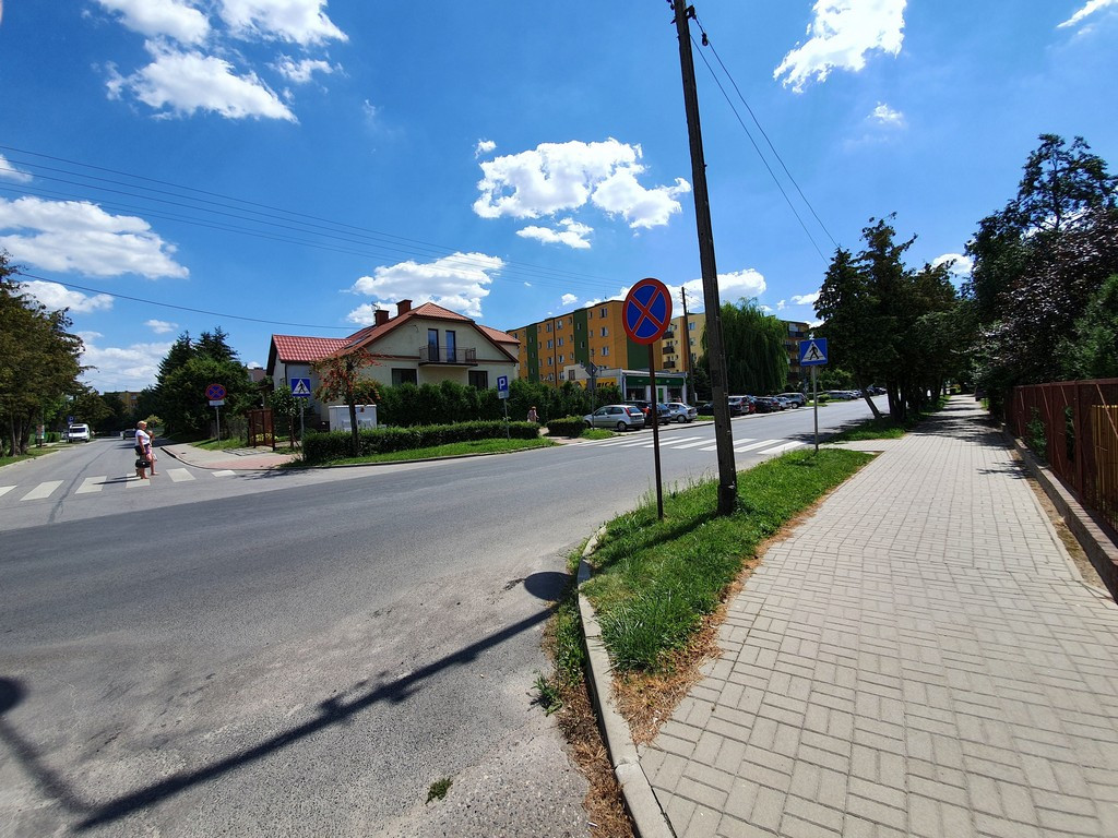 Tu będą nowe chodniki - ulica Mickiewicza