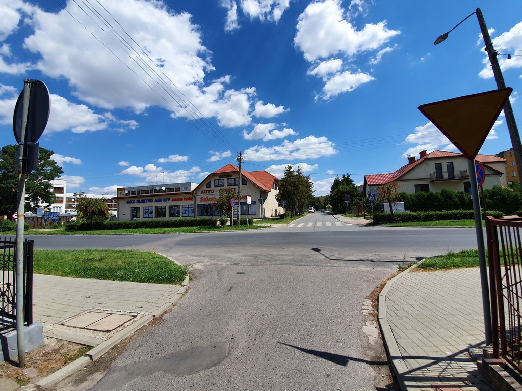 Tu będą nowe chodniki - ulica Mickiewicza
