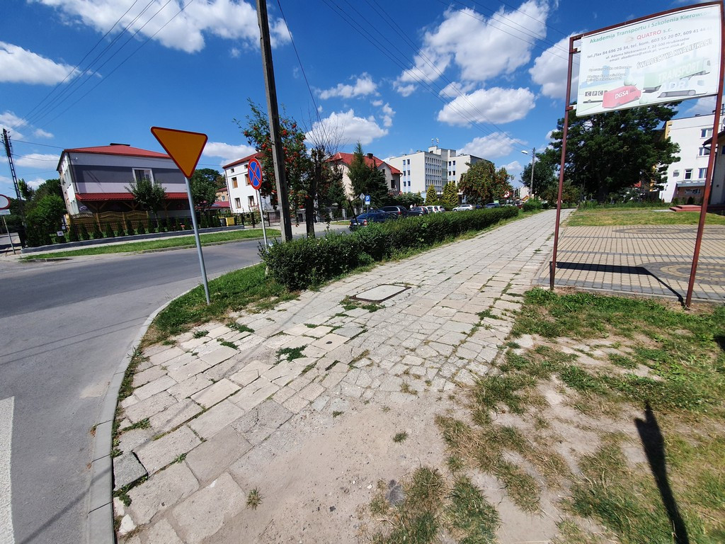Tu będą nowe chodniki - ulica Mickiewicza