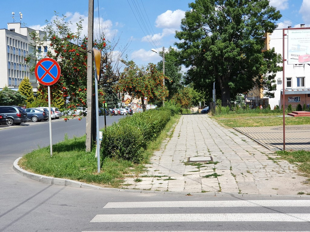 Tu będą nowe chodniki - ulica Mickiewicza