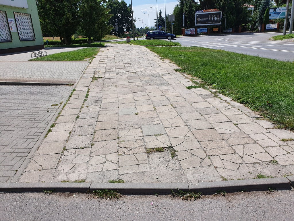 Tu będą nowe chodniki - ulica Mickiewicza