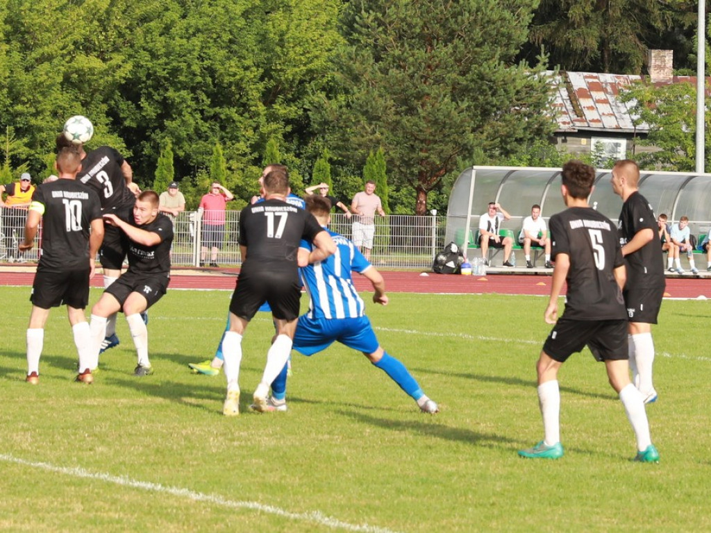 IV liga: Porażka Unii, wysokie zwycięstwo Kryształu