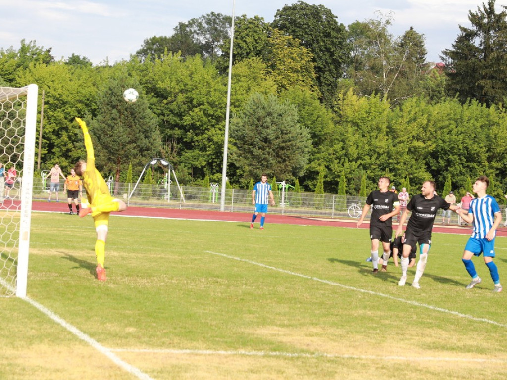IV liga: Porażka Unii, wysokie zwycięstwo Kryształu