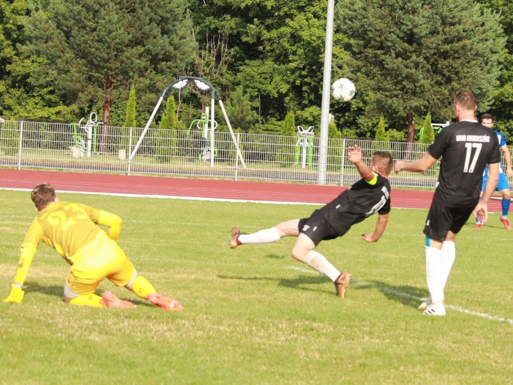 IV liga: Porażka Unii, wysokie zwycięstwo Kryształu