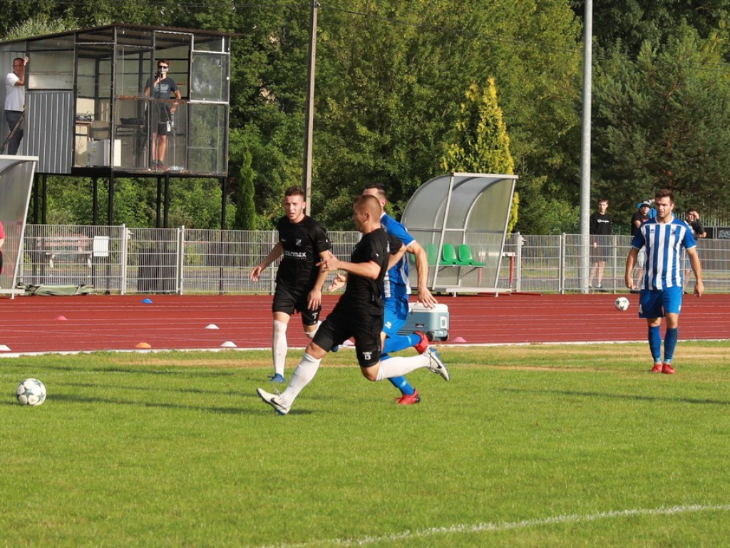 IV liga: Porażka Unii, wysokie zwycięstwo Kryształu