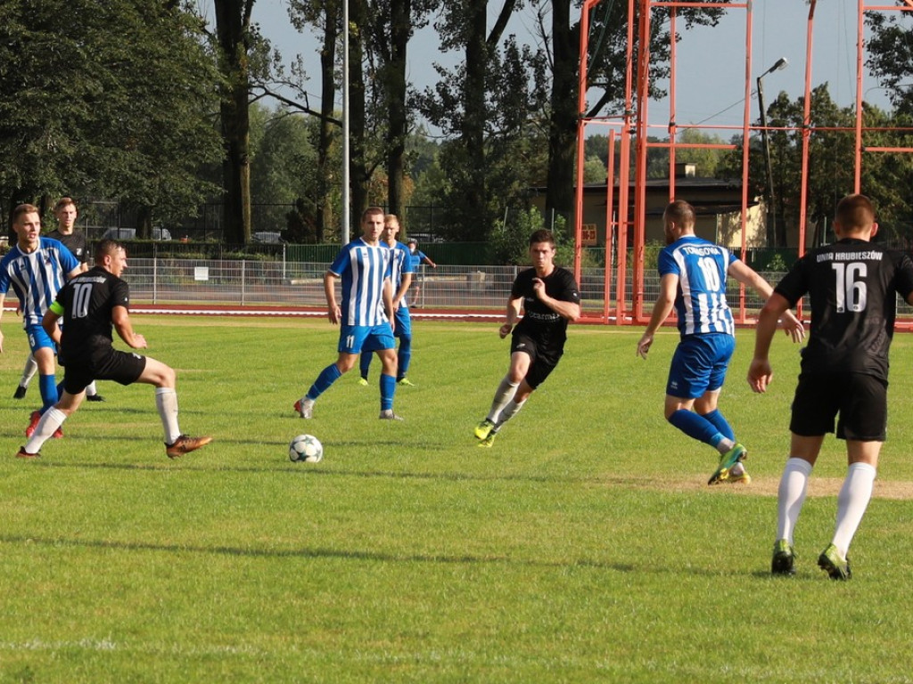 IV liga: Porażka Unii, wysokie zwycięstwo Kryształu