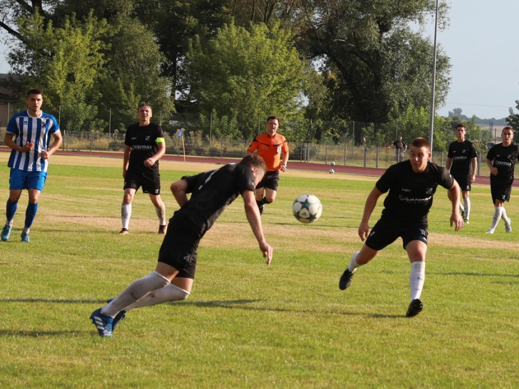 IV liga: Porażka Unii, wysokie zwycięstwo Kryształu