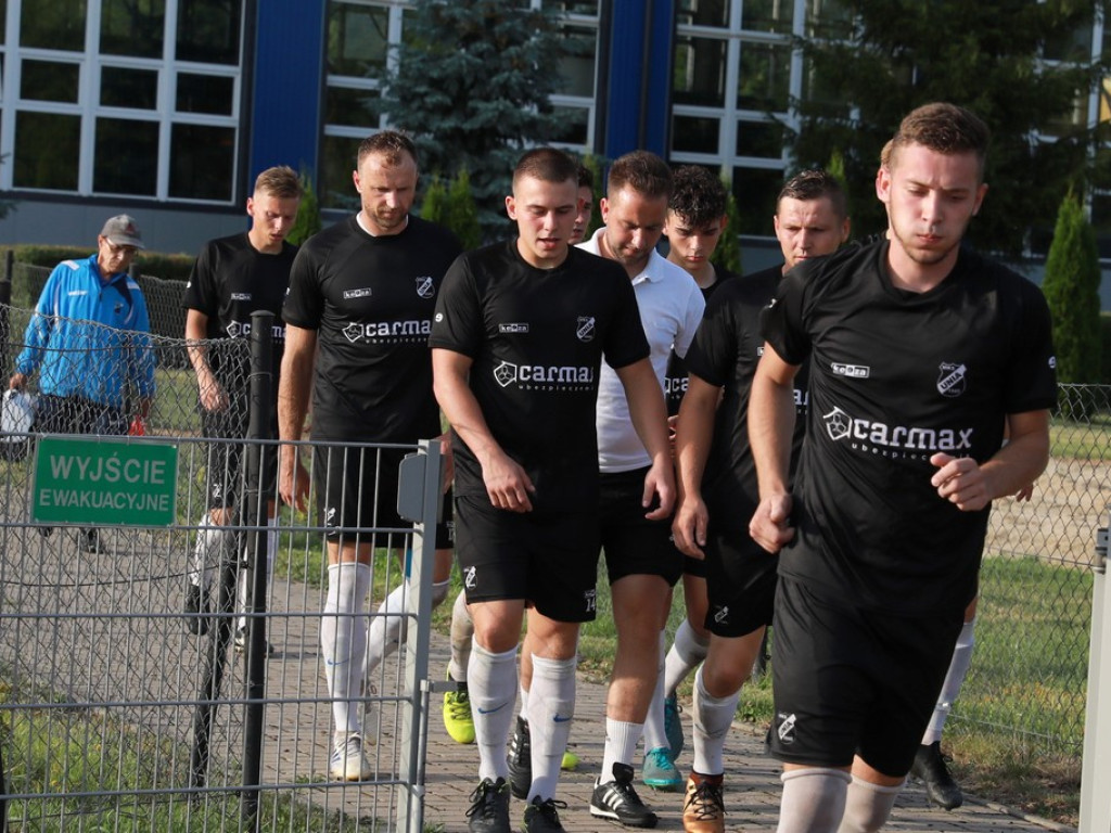 IV liga: Porażka Unii, wysokie zwycięstwo Kryształu