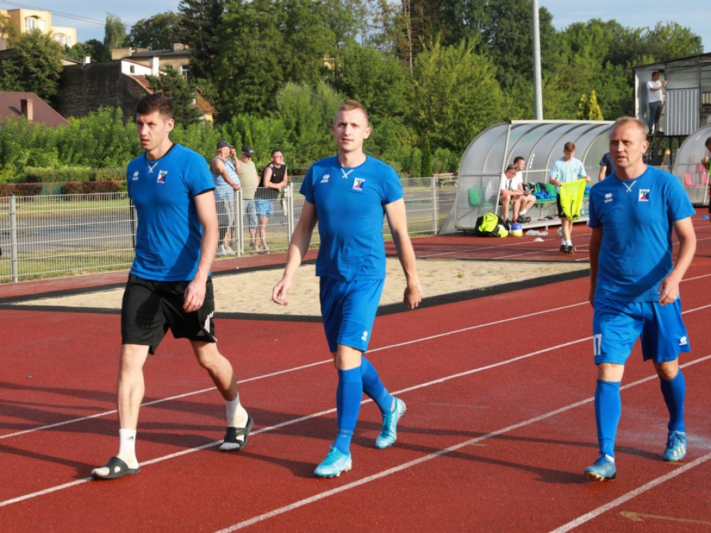 IV liga: Porażka Unii, wysokie zwycięstwo Kryształu
