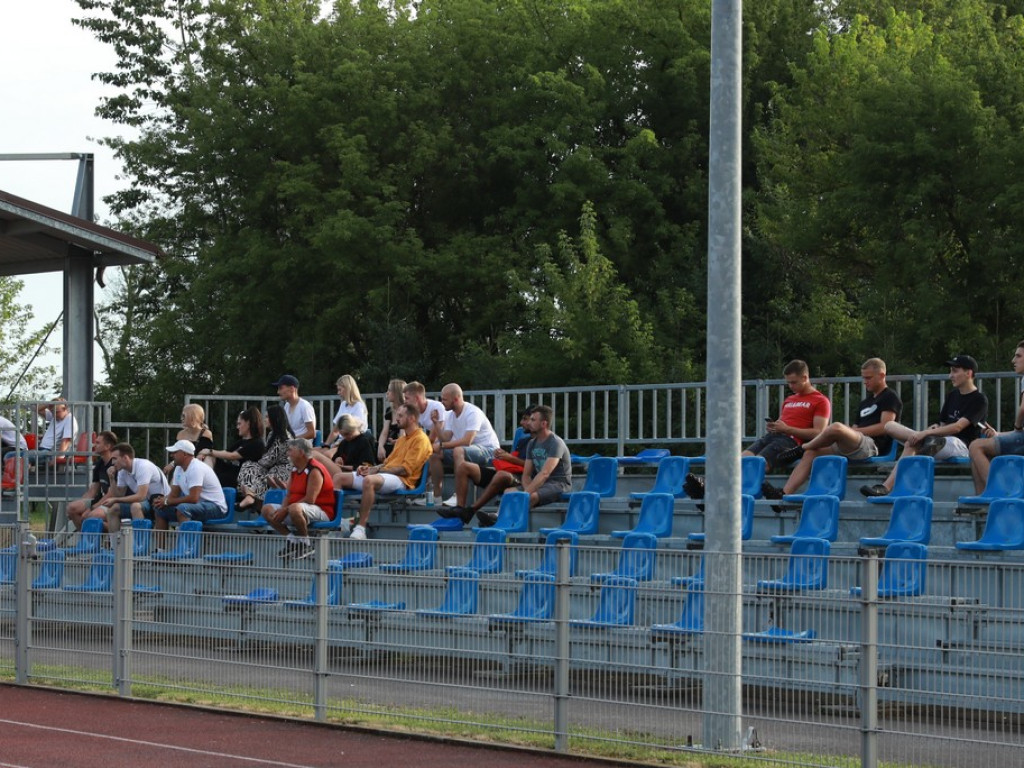 IV liga: Porażka Unii, wysokie zwycięstwo Kryształu