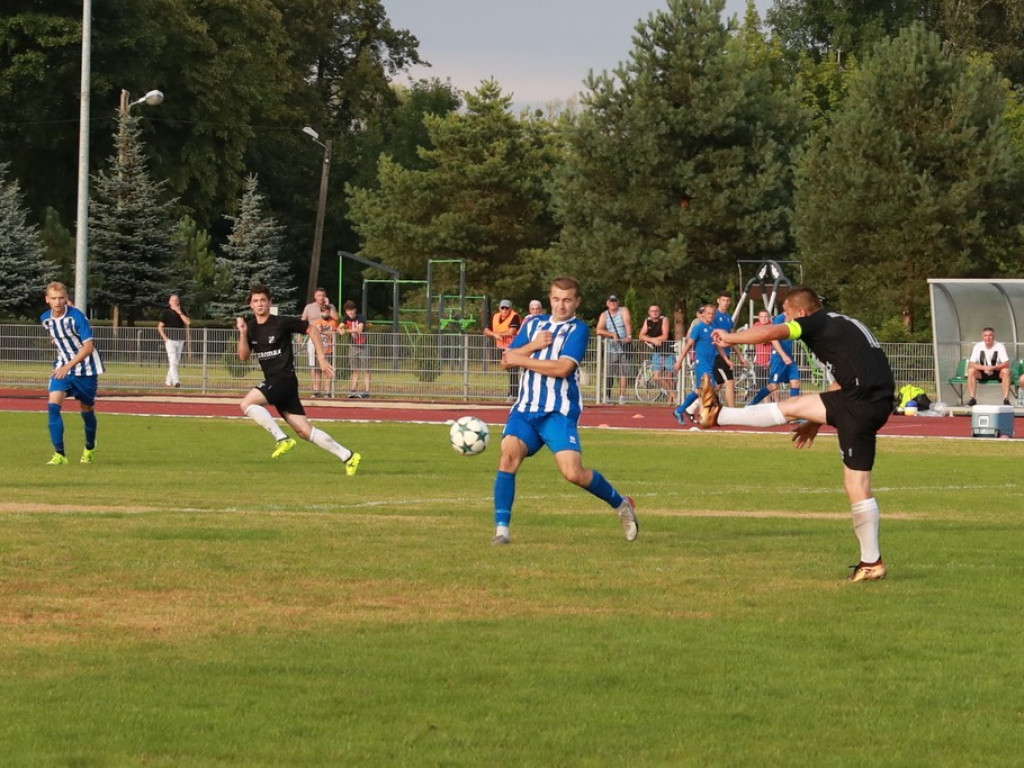 IV liga: Porażka Unii, wysokie zwycięstwo Kryształu