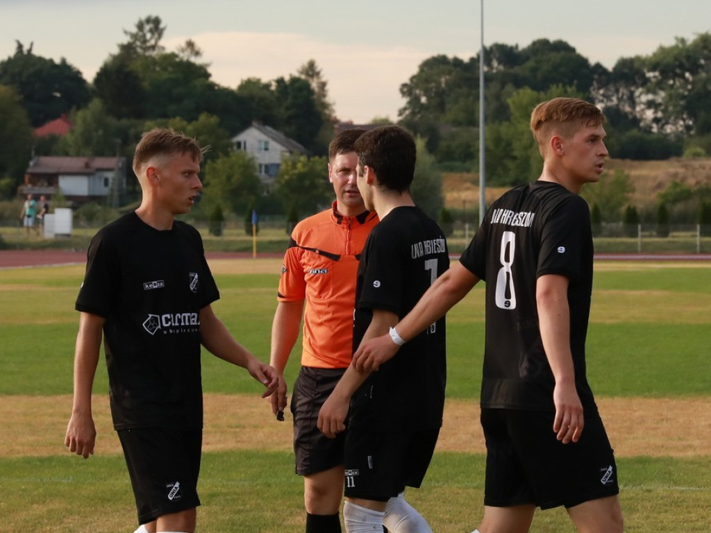 IV liga: Porażka Unii, wysokie zwycięstwo Kryształu