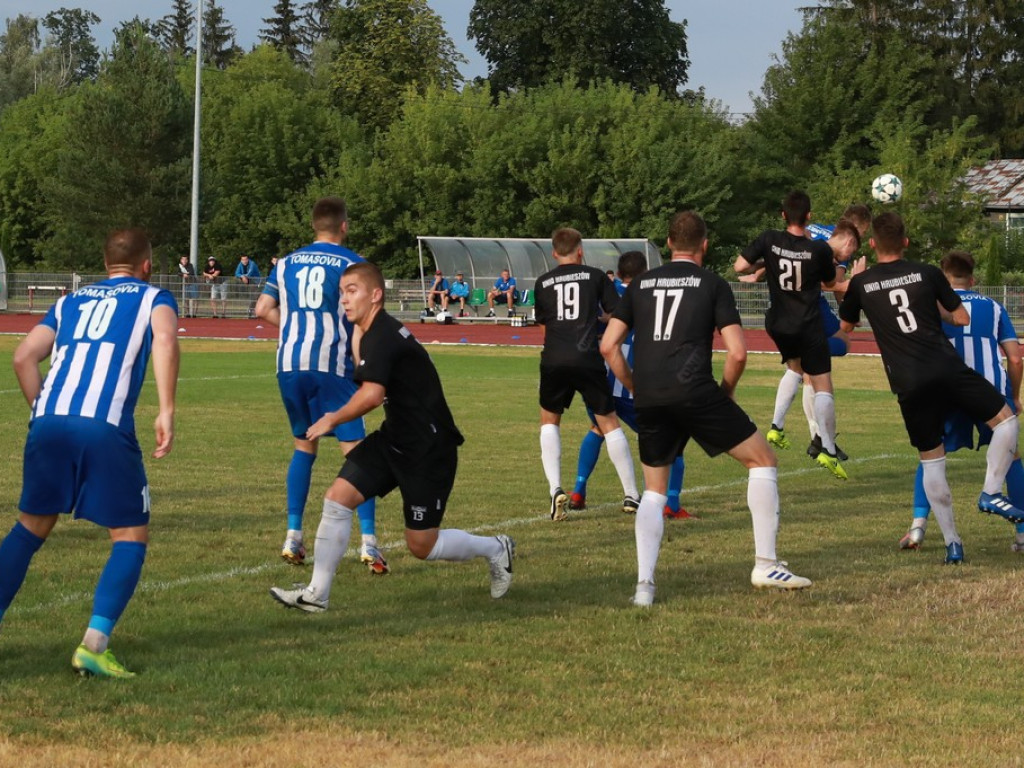 IV liga: Porażka Unii, wysokie zwycięstwo Kryształu