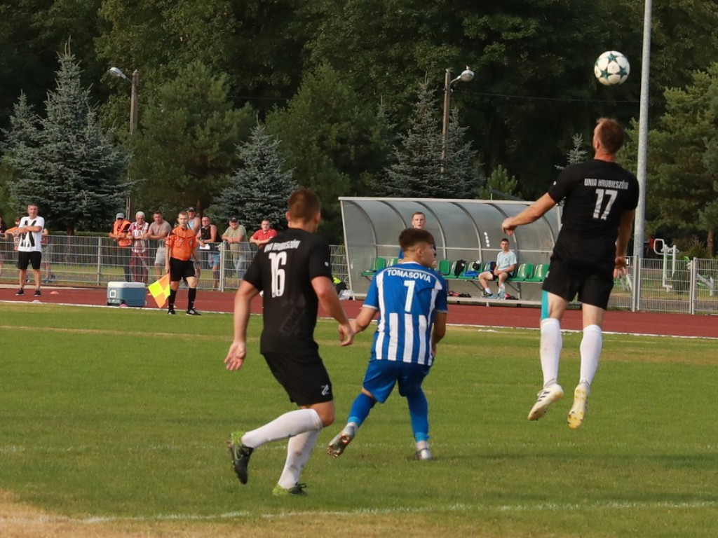 IV liga: Porażka Unii, wysokie zwycięstwo Kryształu