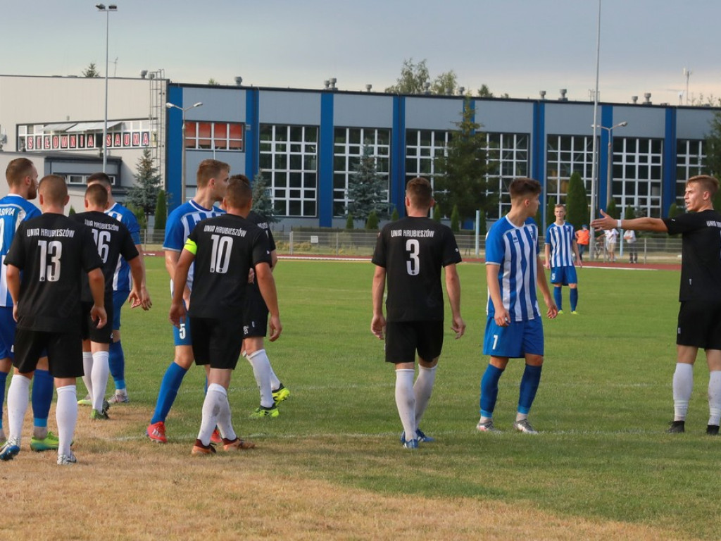 IV liga: Porażka Unii, wysokie zwycięstwo Kryształu