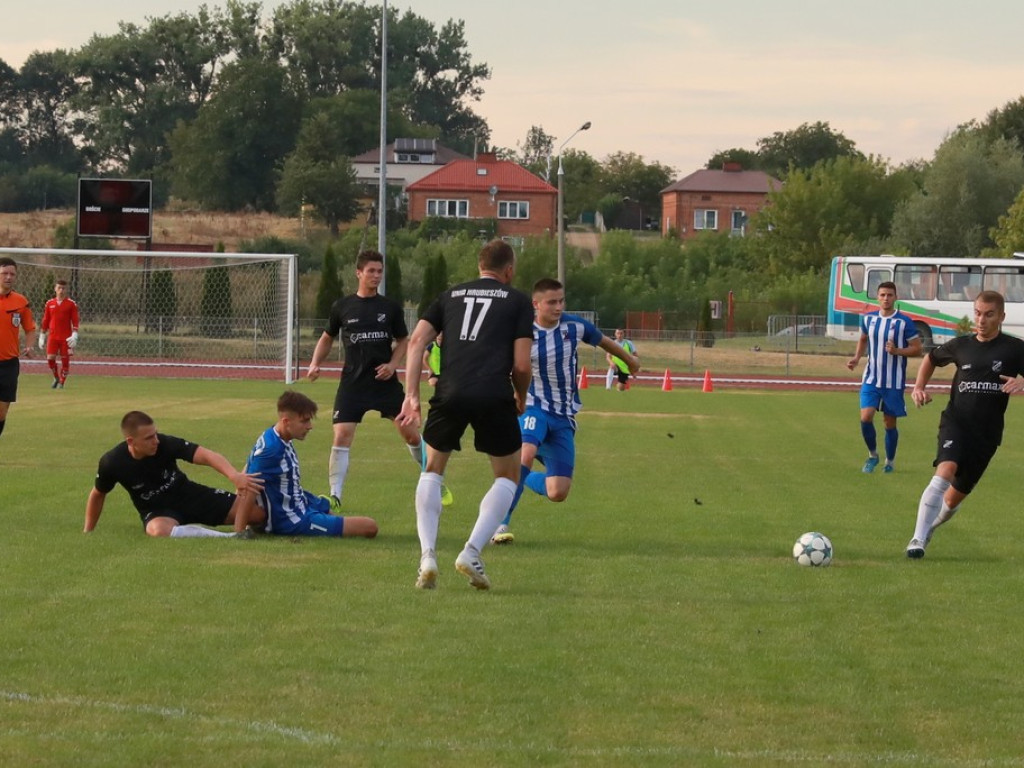 IV liga: Porażka Unii, wysokie zwycięstwo Kryształu