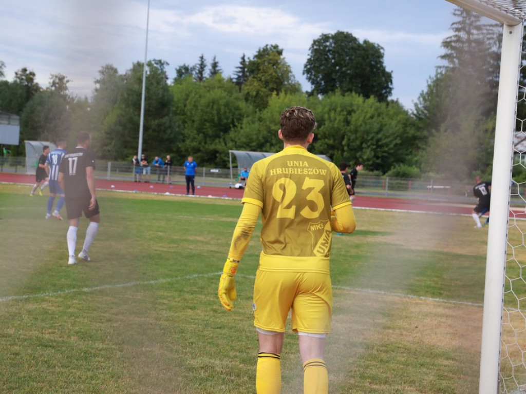 IV liga: Porażka Unii, wysokie zwycięstwo Kryształu
