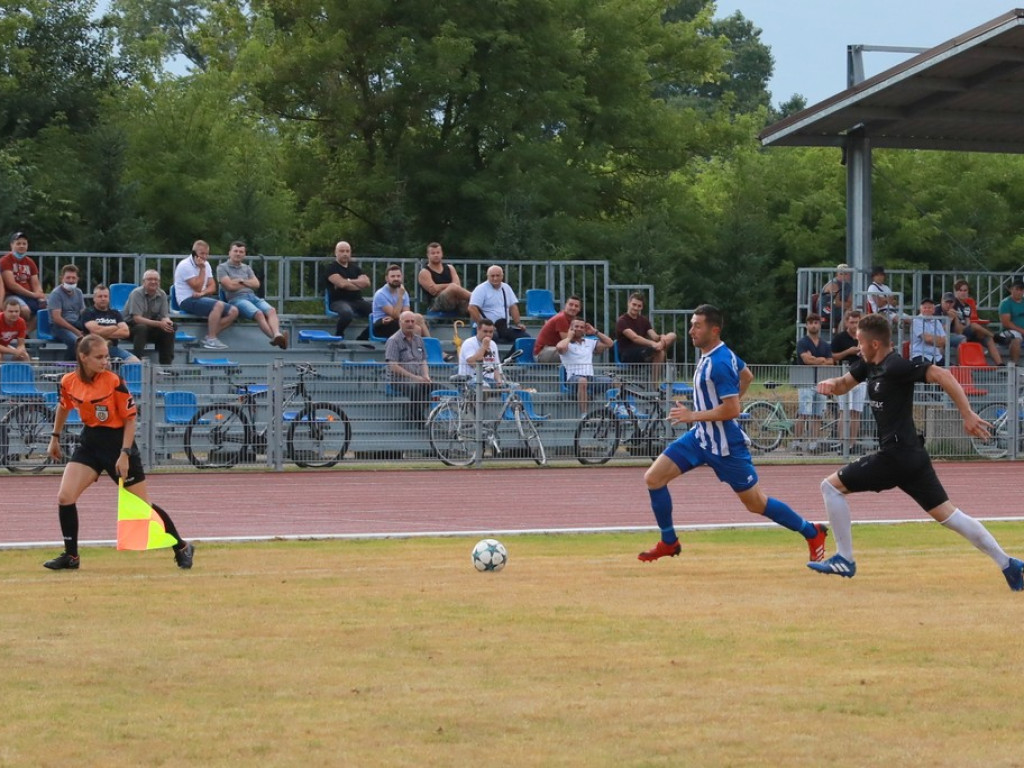 IV liga: Porażka Unii, wysokie zwycięstwo Kryształu