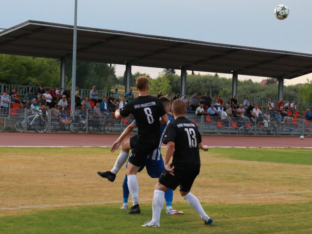 IV liga: Porażka Unii, wysokie zwycięstwo Kryształu