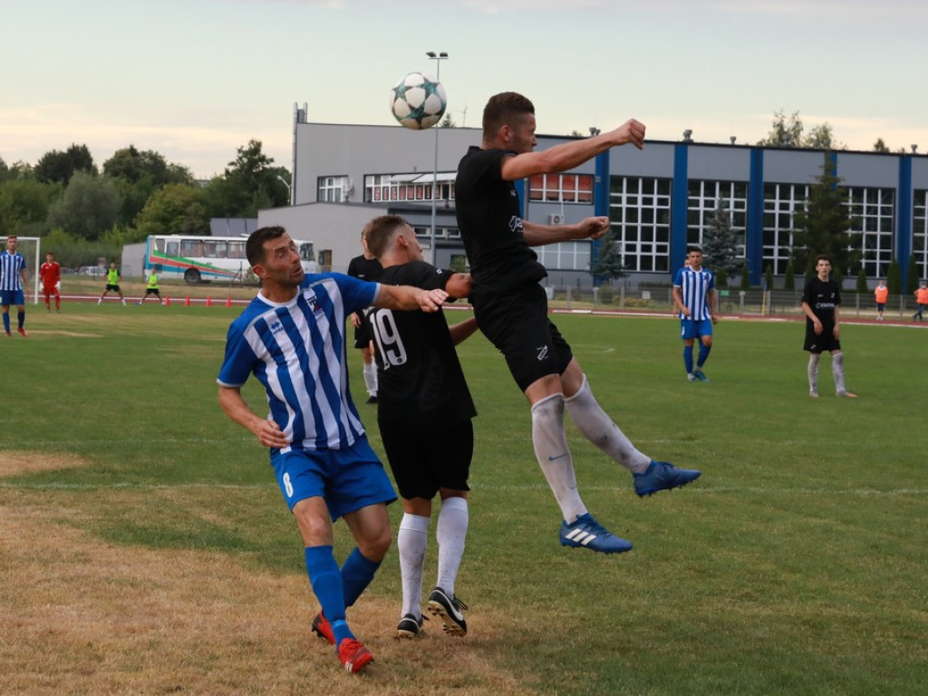 IV liga: Porażka Unii, wysokie zwycięstwo Kryształu