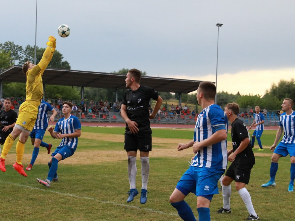 IV liga: Porażka Unii, wysokie zwycięstwo Kryształu
